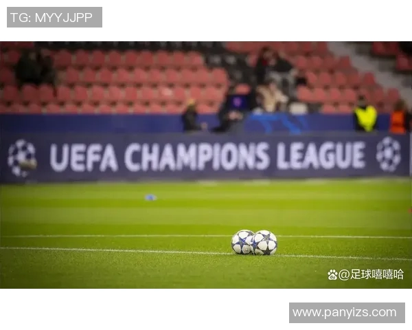 利物浦赛场爆发小插曲裁判迅速处理引发热议