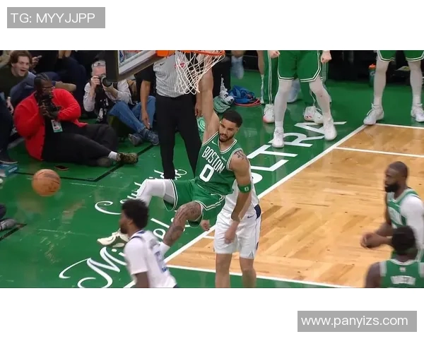 塔图姆赛后幽默金句引爆全场笑声笑言自己运气好笑翻记者